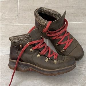 Merrell women’s waterproof boots